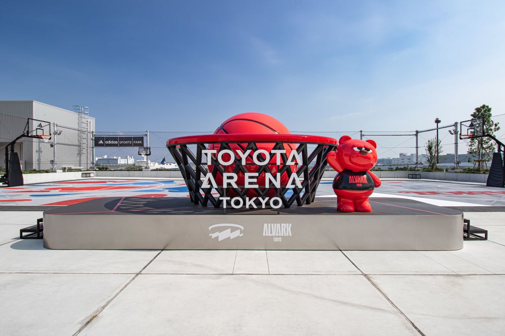 「adidas SPORTS PARK」に設置『TOYOTA ARENA TOKYOシンボルモニュメント』